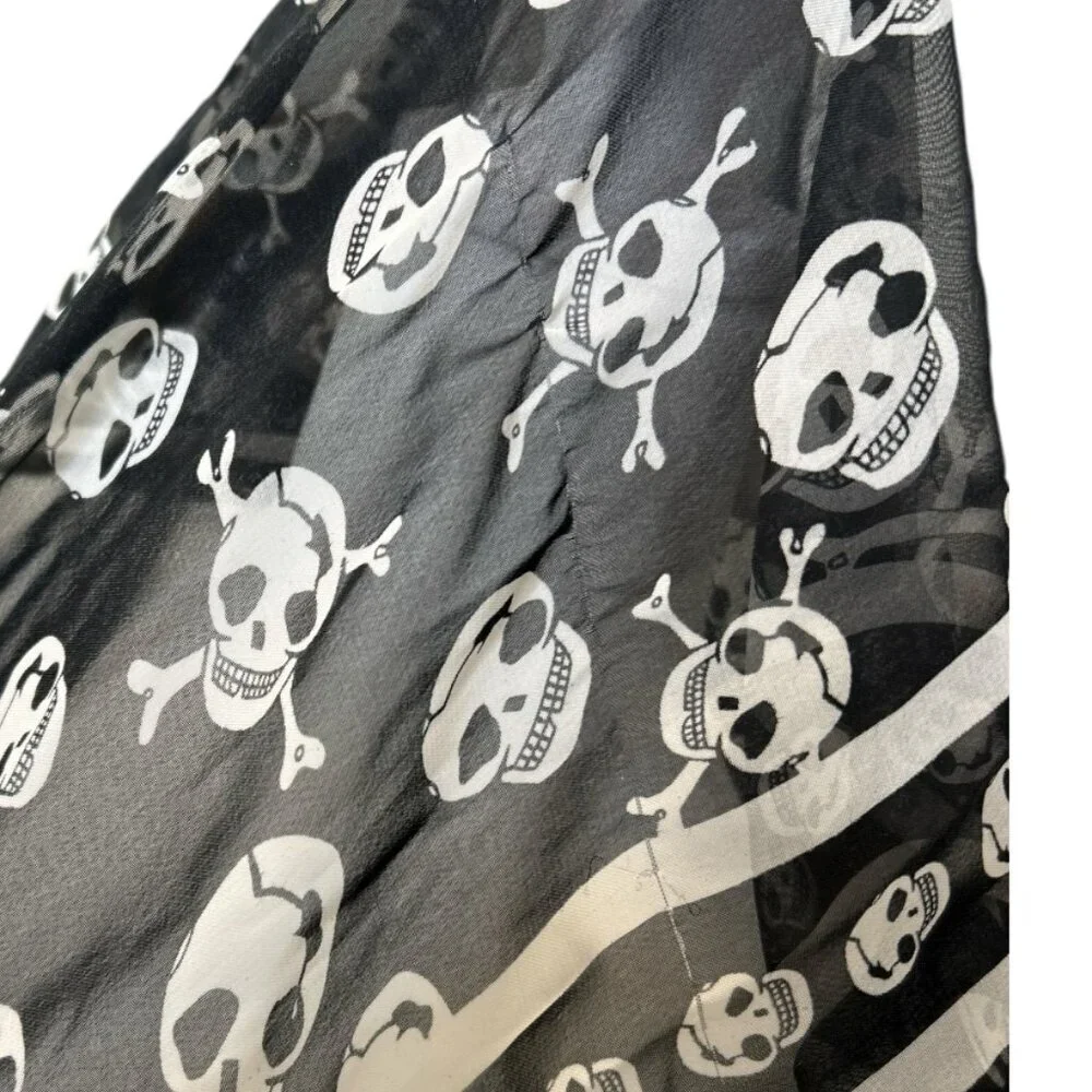 Halloween‎ Spooky Unisex Scarf with Printed Skulls Black & White Grunge Goth